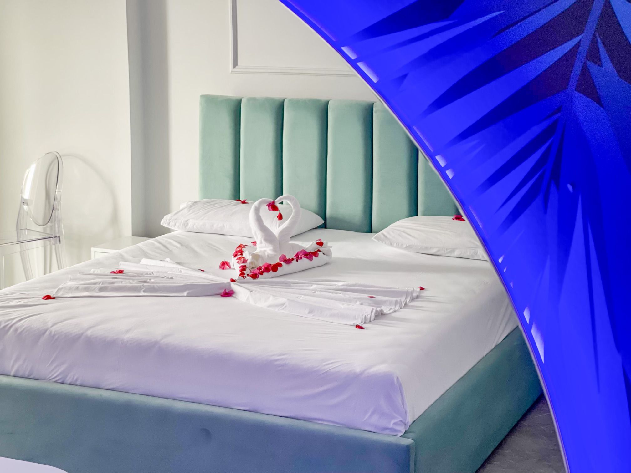 luxury family rooms in mucobega hotel 2